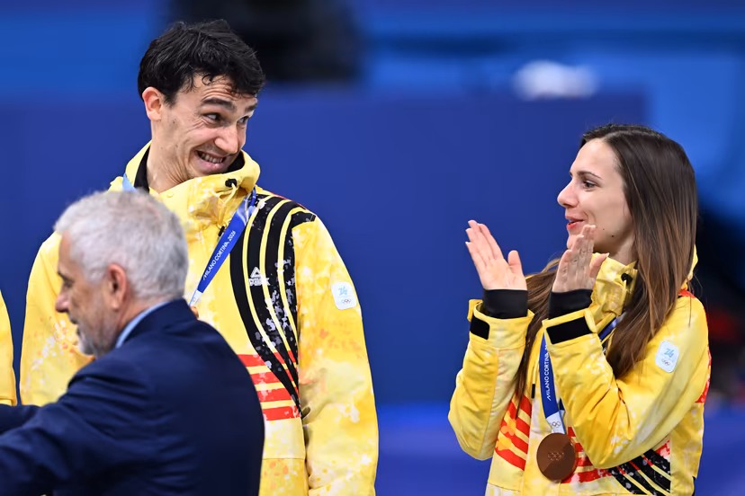 Belgian shorttrack skater Stijn Desmet and Belgian shorttrack skater Hanne Desmet celebrate their bronze medal on the podium of the Mixed Team Relay of the Short Track Speed Skating competition at the Milano Cortina 2026 Olympic Winter Games, on Tuesday 10 February 2026 in Milan, Italy. The XXV Winter Olympics take place from 6 to 22 February 2026 in Italy. BELGA PHOTO JASPER JACOBS