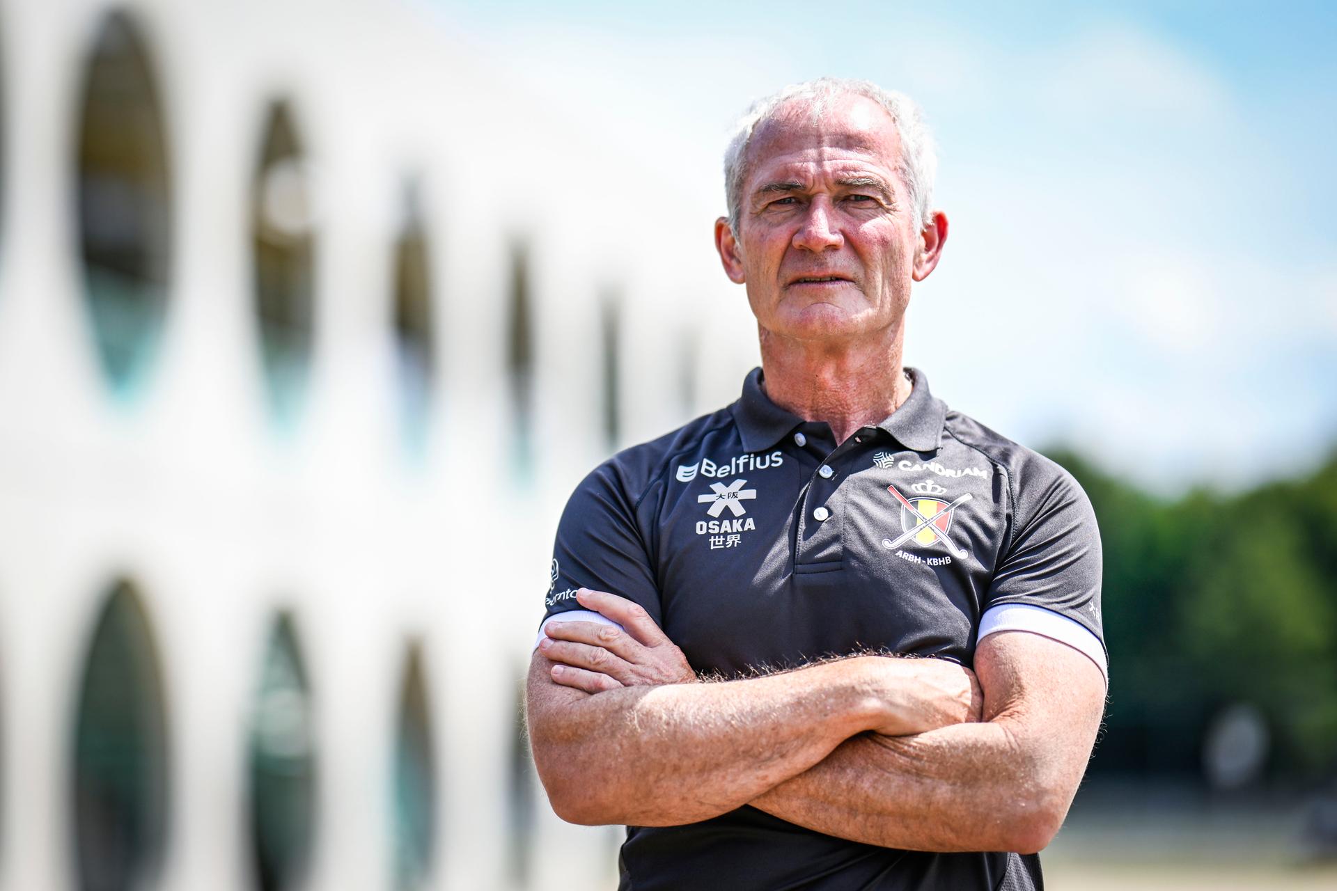 Belgium's head coach Shane McLeod poses for the photographer after a press briefing with the Belgian Red Lions Belgium's national men's hockey team on the European Championships in Mönchengladbach, Germany (08-17/08) on Thursday 17 July 2025 in Antwerp. Coach McLeod will assess the preparation of his team to date, comment on their selection and give a preface to the Euro 2025. BELGA PHOTO TOM GOYVAERTS