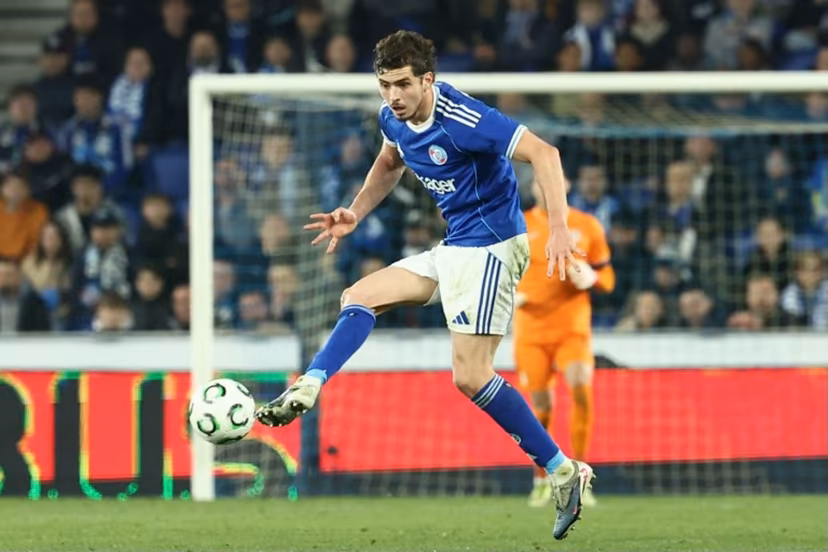 Strasbourg's Argentine forward #09 Joaquin Panichelli controls the ball during the UEFA Europa Conference League last 16 second leg football match between RC Strasbourg Alsace and Rijeka at the Stade de la Meinau in Strasbourg, eastern France, on March 19, 2026. Frederick FLORIN / AFP