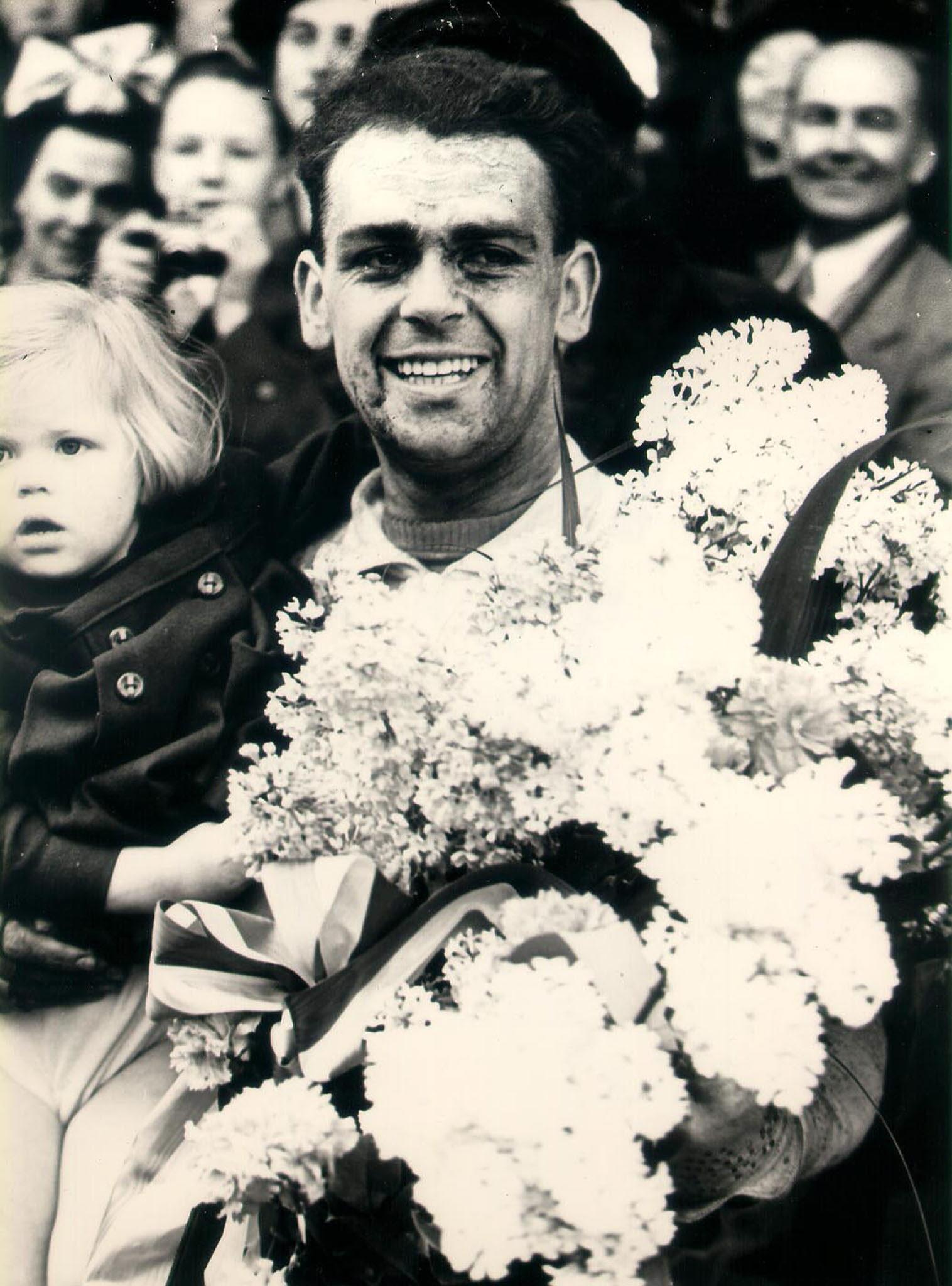BRU57 - 20030515 - BRUSSELS, BELGIUM: (FILES) Undated file picture of Belgian cycling champion Rik Van Steenbergen. 78-years-old Van Steenbergen died on Thursday 15 May 2003. BELGA PHOTO FILES
