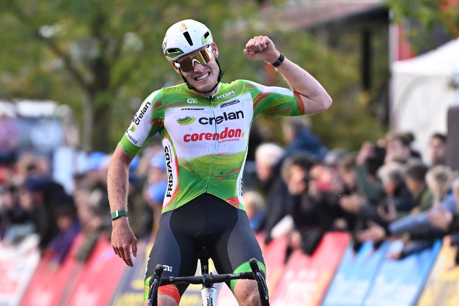 Belgian Joran Wyseure celebrates as he crosses the finish line to win the men's elite race of the 'HG Cross Heerde' cyclocross cycling event, race 3/7 of the 'HG Cross' competition, on Saturday 24 October 2026 in Heerde, Netherlands. BELGA PHOTO DAVID PINTENS