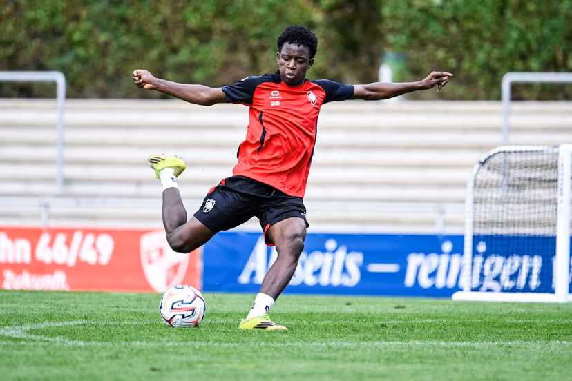 Antwerp's Modibo Fofana pictured in action during a training during the summer stage of Belgian soccer team Royal Antwerp FC, Tuesday 07 July 2026 in Iserlohn Germany, in preparation of the upcoming 2026-2027 first division season. BELGA PHOTO TOM GOYVAERTS