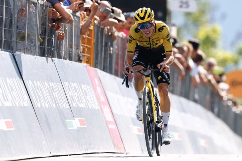 Team Visma Lease a Bike Italian rider Davide Piganzoli crosses the finish line of the 19th stage of the Giro d'Italia 2026 - Tour of Italy cycling race between Feltre and Alleghe, Italy, on May 29, 2026. Luca Bettini / AFP