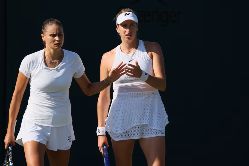Alexandra Panova and Belgian Magali Kempen pictured at a tennis match between Belgian-/ pair Kempen-Panova and US-Polish pair Jovic-Linette in the first round of the Women's doubles at the Wimbledon grand slam tennis tournament in London, Britain, Thursday 02 July 2026. BELGA PHOTO BENOIT DOPPAGNE