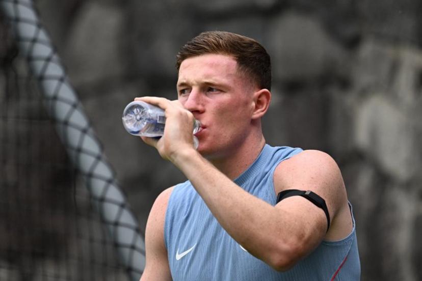 England's midfielder #08 Elliot Anderson takes part in a training session at the Pumas training grounds in Mexico City on July 4, 2026, on the eve of the 2026 World Cup round of 16 football match between Mexico and England. CARL DE SOUZA / AFP