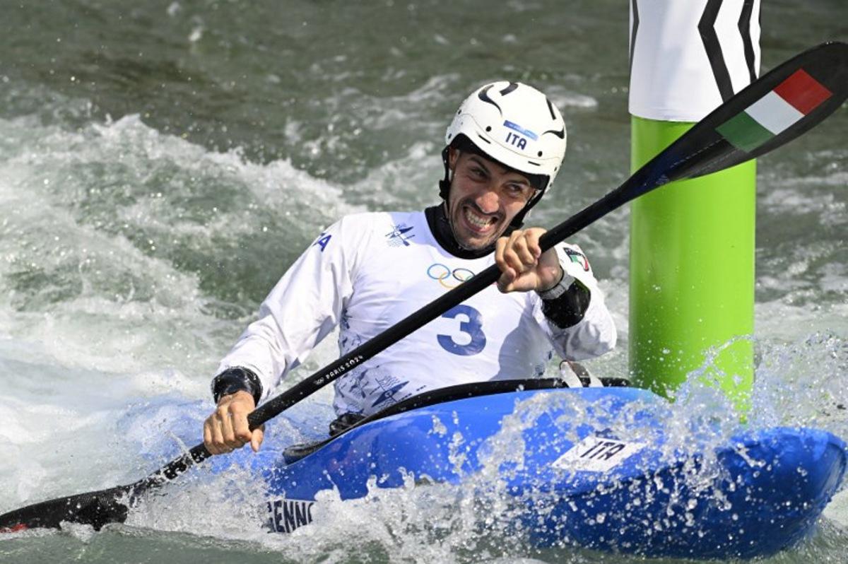 Italy's Giovanni De Gennaro competes in the men's kayak cross time trial canoe slalom competition at Vaires-sur-Marne Nautical Stadium in Vaires-sur-Marne during the Paris 2024 Olympic Games on August 2, 2024. Olivier MORIN / AFP