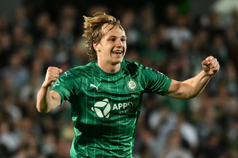 Lommel's Sam De Grand celebrates after scoring during a soccer game between Lommel SK and Beerschot VA, Saturday 02 May 2026 in Lommel, on the first leg of the Final of the Promotion Play-Offs of the 2025-2026 'Challenger Pro League' 1B second division of the Belgian championship. BELGA PHOTO JILL DELSAUX