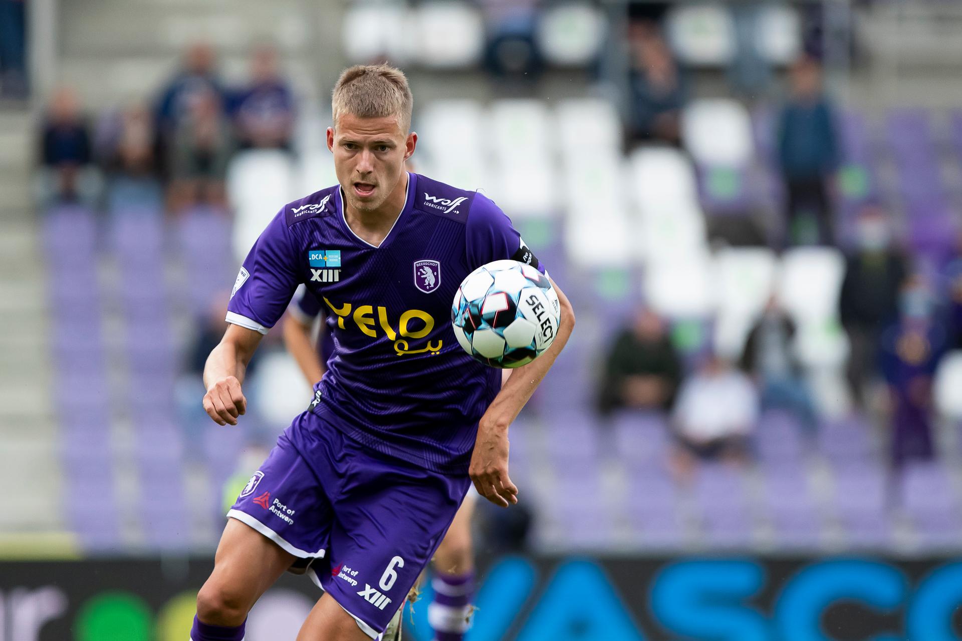 Beerschot's Dario van den Buijs pictured in action during a soccer match between K Beerschot VA and Cercle Brugge KSV, resumed in the 55th minuted on Tuesday 27 July 2021 in Antwerp. The game was suspended due to heavy rainfall on Saturday, on day 1 of the 2021-2022 'Jupiler Pro League' first division of the Belgian championship. BELGA PHOTO KRISTOF VAN ACCOM