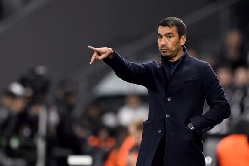 Besiktas' Dutch head coach Giovanni Christiaan van Bronckhorst reacts during the UEFA Europa League first round, day 4 football match between Besiktas JK and Malmo at the Besiktas Park Stadium in Istanbul on November 6, 2024. Ozan KOSE / AFP
