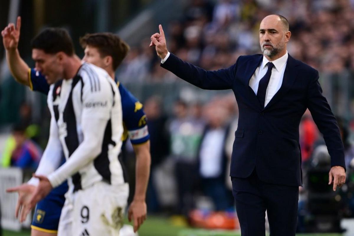 Juventus' Croatian coach Igor Tudor gestures during the Italian Serie A football match between Juventus and Genoa at the Allianz Stadium in Turin, on March 29, 2025. MARCO BERTORELLO / AFP