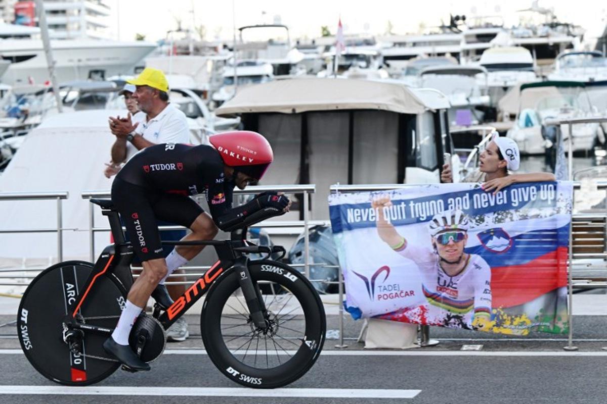 Team Tudor Pro Cycling Team's US rider Larry Warbasse competes during the first stage of the Vuelta a Espana 2026, a 9,4 km time-trial between Monaco and Monaco on August 22, 2026. Miguel MEDINA / AFP