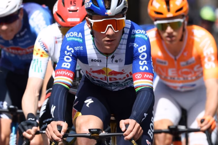 Team Bora's Belgian rider Remco Evenepoel competes during the seventh and last stage of the 2026 'Volta a Catalunya' cycling tour of Catalonia, a 95,1 km race between Barcelona and Barcelona, on March 29, 2026. Josep LAGO / AFP