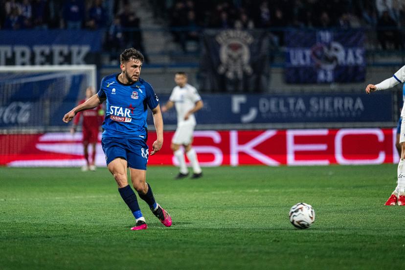 Dender's Fabio Ferraro pictured in action during a soccer match between FCV Dender EH and KAA Gent, Sunday 22 March 2026 in Denderleeuw, on day 30 of the 2025-2026 'Jupiler Pro League' first division of the Belgian championship. BELGA PHOTO EMILE WINDAL