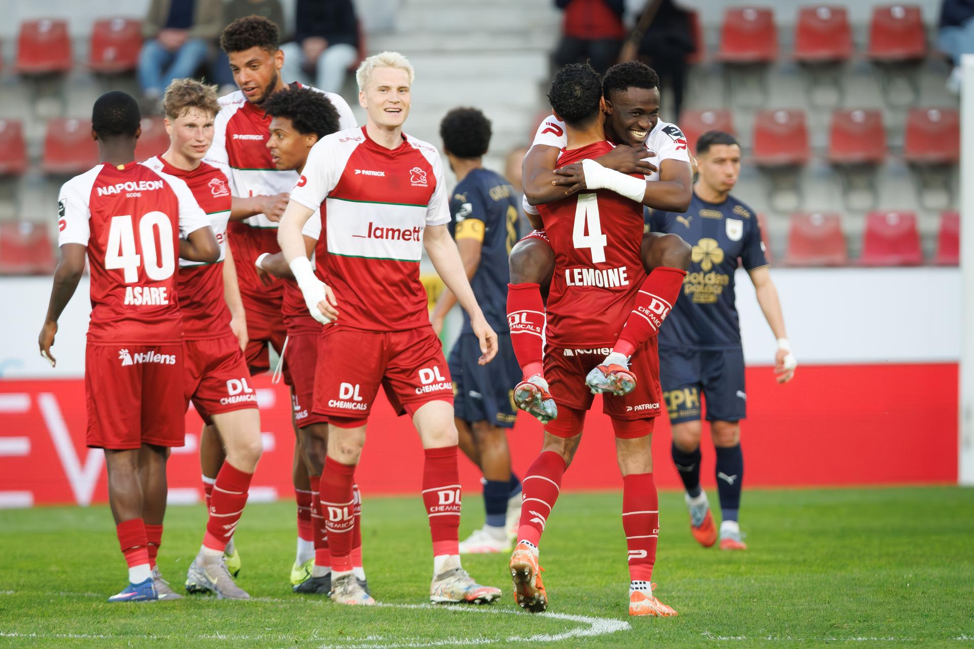 Essevee's Joseph Opoku celebrates after scoring during a soccer match between SV Zulte Waregem and Raal La Louviere, Sunday 26 April 2026 in Waregem, on the fourth day of the Relegation Play-offs of the 2025-2026 'Jupiler Pro League' first division of the Belgian championship. BELGA PHOTO KURT DESPLENTER