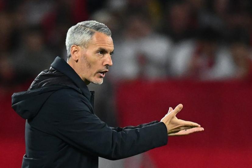 Sporting Braga's Spanish head coach Carlos Vicens reacts during the UEFA Europa League semi-final second leg football match between SC Freiburg and SC Braga in Freiburg im Breisgau, southwestern Germany on May 7, 2026. Silas STEIN / AFP