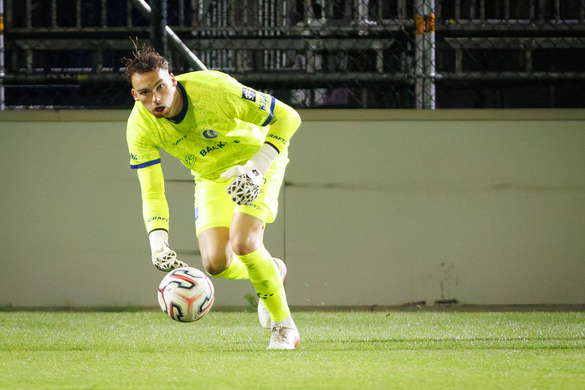 Jong Gent's Kjell Peersman pictured in action during a soccer match between Jong KAA Gent and FCV Dender EH, Friday 11 September 2026 in Gent, on day 5 of the 2026-2027 'Challenger Pro League' second highest division of the Belgian championship. BELGA PHOTO KURT DESPLENTER