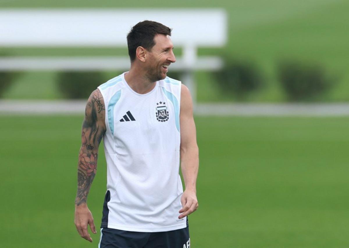 Argentina's forward #10 Lionel Messi smiles during a training session on the eve of the 2026 World Cup football tournament final match against Spain, in Morristown, New Jersey, on July 18, 2026. PATRICIA DE MELO MOREIRA / AFP