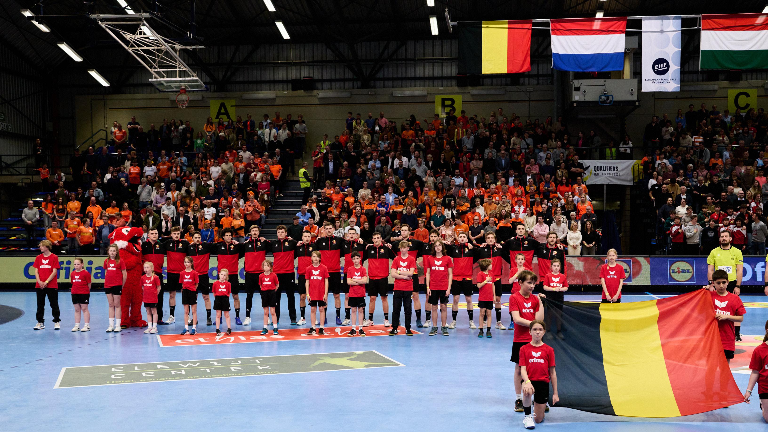 Nederland wint overtuigend van België in het handbal
