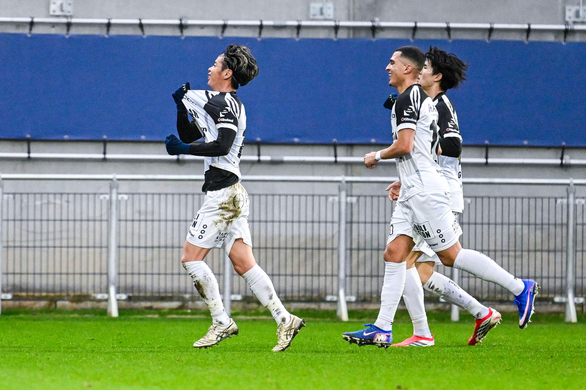 STVV's Ryotaro Ito celebrates after scoring during a soccer match between FCV Dender EH and Sint-Truidense VV, Saturday 21 February 2026 in Denderleeuw, on day 26 of the 2025-2026 'Jupiler Pro League' first division of the Belgian championship. BELGA PHOTO TOM GOYVAERTS