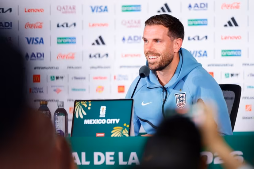 England's midfielder #14 Jordan Henderson gives a press conference at the Mexico City Stadium in Mexico City on July 4, 2026, on the eve of the 2026 World Cup round of 16 football match between Mexico and England. Rodrigo Oropeza / AFP