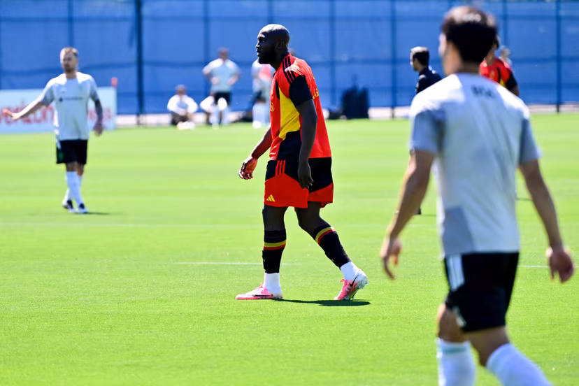 Belgium's Romelu Lukaku pictured during a friendly game between Belgium's players who didn't start yesterday and Seattle Sounders, at a training of Belgian national soccer team Red Devils, at the basecamp in Seattle, USA on Tuesday 16 June 2026, after their first game against Egypt at the FIFA World Cup 2026. The match ended in a 1-1 draw. BELGA PHOTO DIRK WAEM