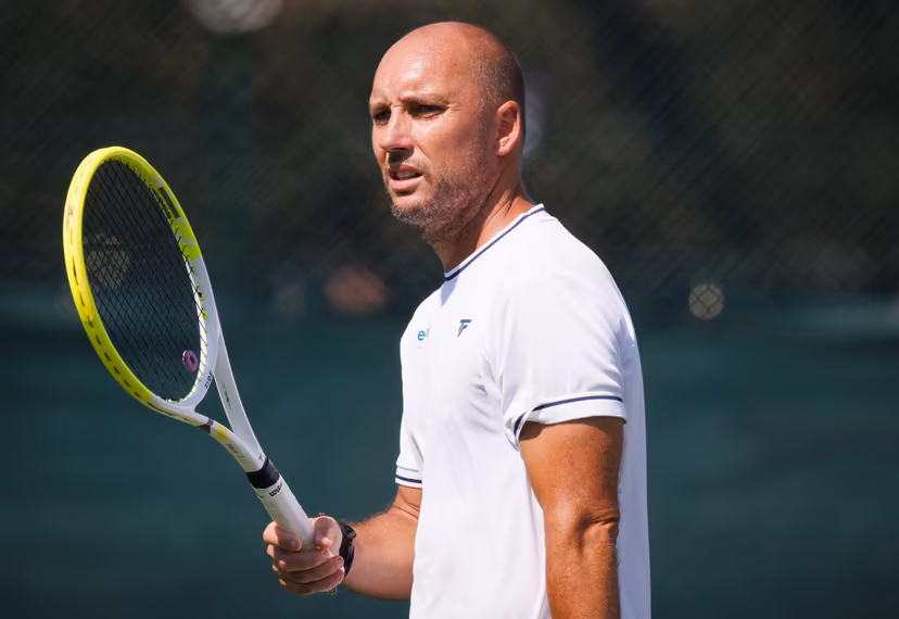 Collignon's coach Steve Darcis and pictured during the afternoon training session the preparations ahead of the Wimbledon grand slam tennis tournament in London, Britain, Friday 26 June 2026. The main tournament is starting on Monday 29th June. BELGA PHOTO BENOIT DOPPAGNE