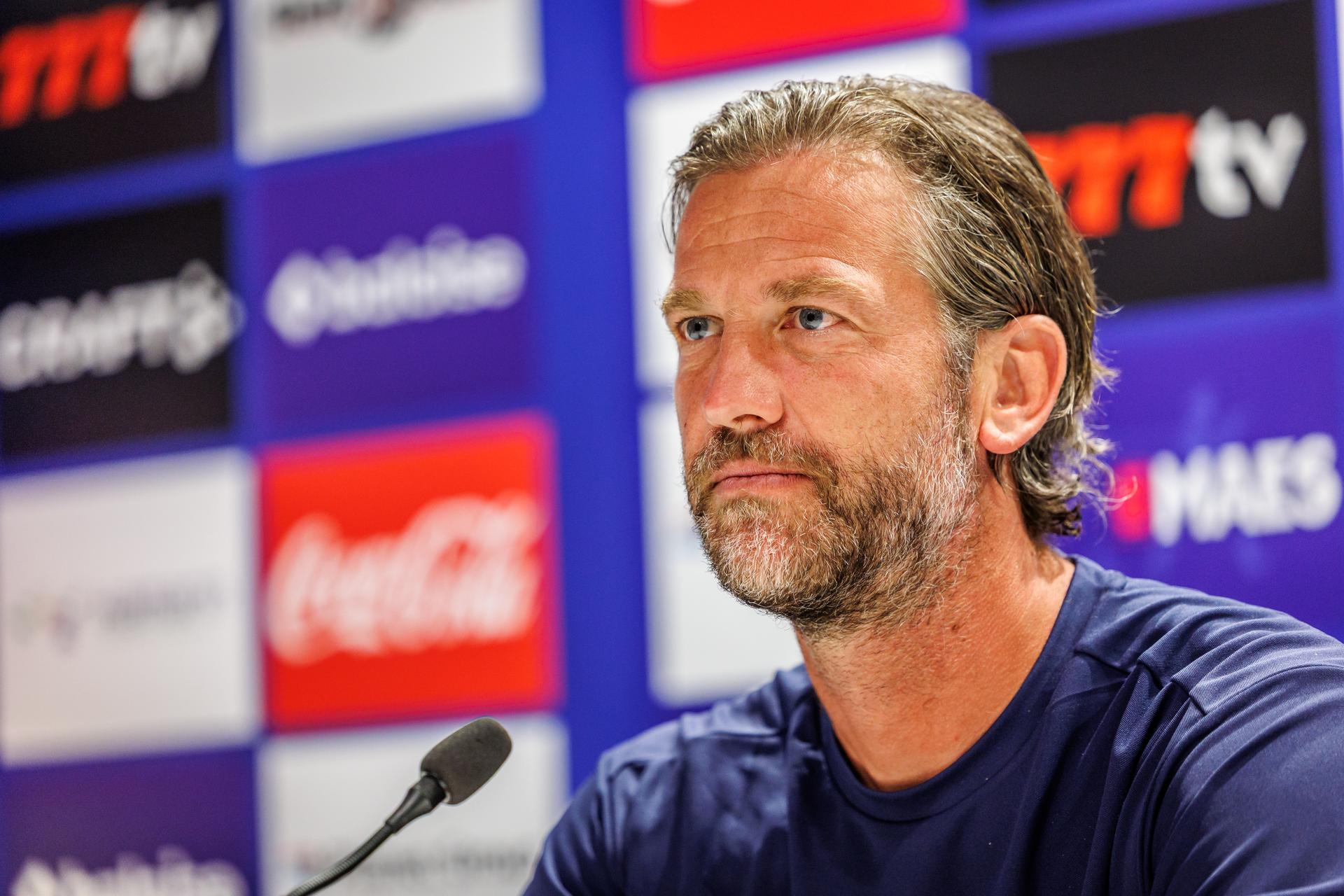 Gent's head coach Rik De Mil pictured during a press conference of Belgian first league team KAA Gent on Wednesday 12 August 2026 in Gent, Belgium. Gent will play tomorrow a second leg game against IFK Göteborg in the third qualifying round of the UEFA Conference League competition. BELGA PHOTO KURT DESPLENTER