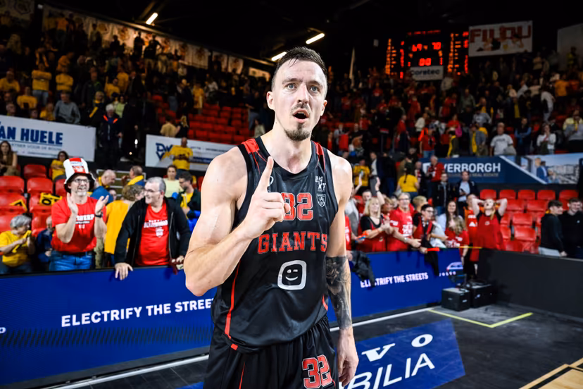 Antwerp's Vincent Kesteloot celebrates after winning a basketball match between BC Oostende and Antwerp Giants, Thursday 11 June 2026, in Oostende, game 4 (out of 5) in the Playoffs final of the 'BNXT League' Belgian/ Dutch first division basket championship. BELGA PHOTO TOM GOYVAERTS