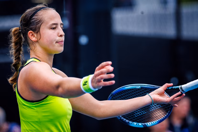Belgium¿s Hanne Vandewinkel during a qualifying match against USA¿s Carol Young Suh at the Australian Open, Melbourne Park, Melbourne, January 13, 2026. Photo by Patrick Hamilton/SIPA USA) --- BENELUX ONLY ---