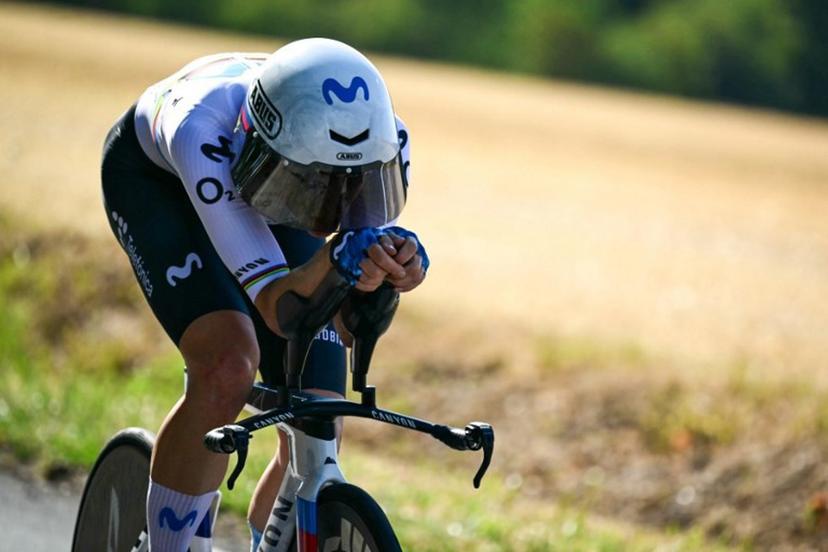 Movistar Team's Swiss rider Marlen Reusser competes during the individual time-trial in the 4th (out of 9) stage of the fifth edition of the Women's Tour de France cycling race, 21 km time trial between Gevrey-Chambertin and Dijon, eastern France on August 4, 2026. NICOLAS TUCAT / AFP