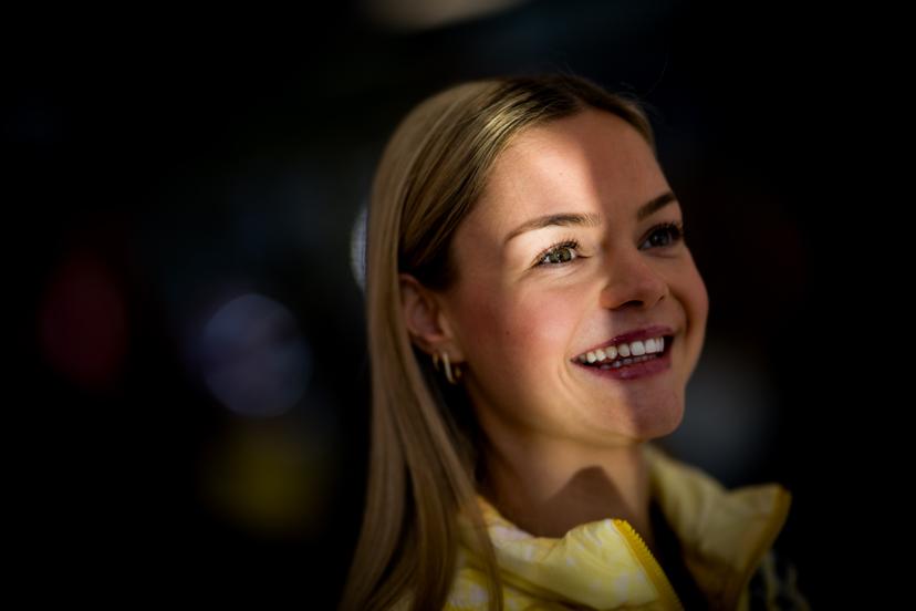 Belgian figure skater Loena Hendrickx talks to the press during a press conference at the Milano Cortina 2026 Olympic Winter Games, on Sunday 15 February 2026 in Milan, Italy. The XXV Winter Olympics take place from 6 to 22 February 2026 in Italy. BELGA PHOTO JASPER JACOBS