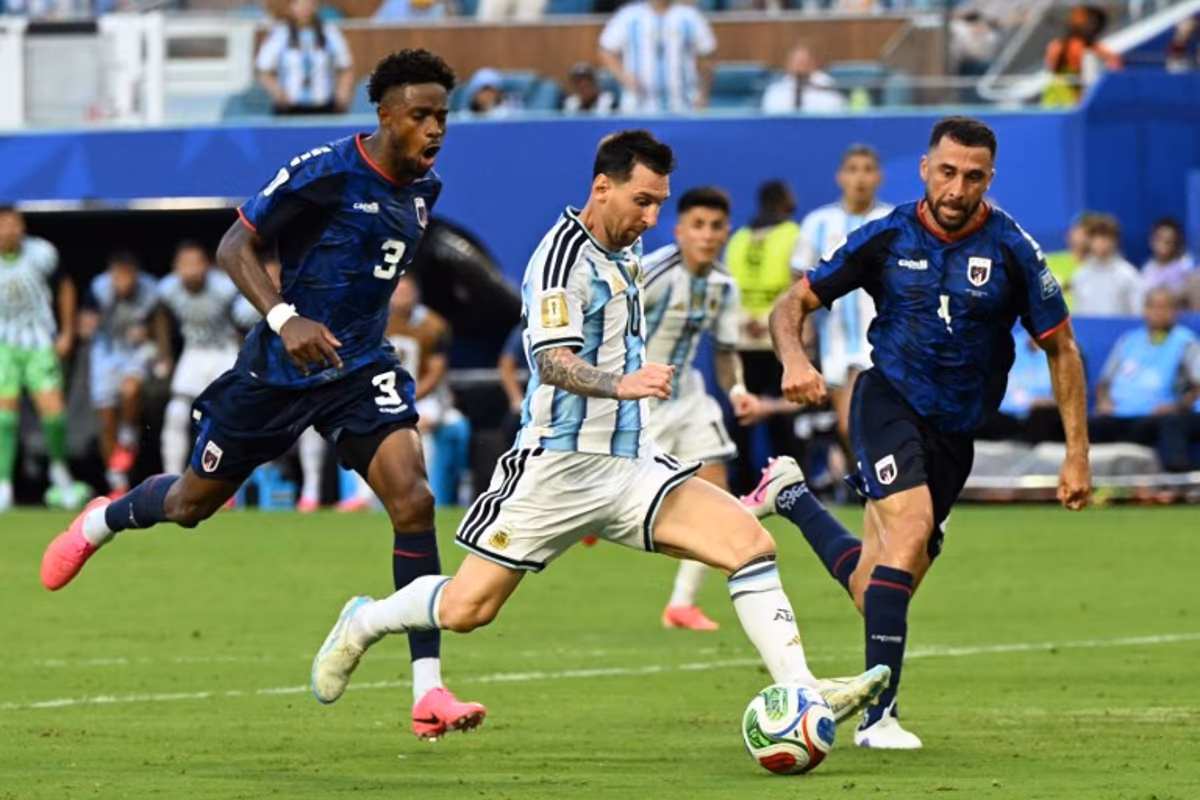 Cape Verde's defender #03 Diney Borges, Argentina's forward #10 Lionel Messi and Cape Verde's defender #04 Pico Lopes fight for the ball during the 2026 World Cup round of 32 football match between Argentina and Cape Verde at the Miami Stadium in Miami Gardens on July 3, 2026. ROBERTO SCHMIDT / AFP