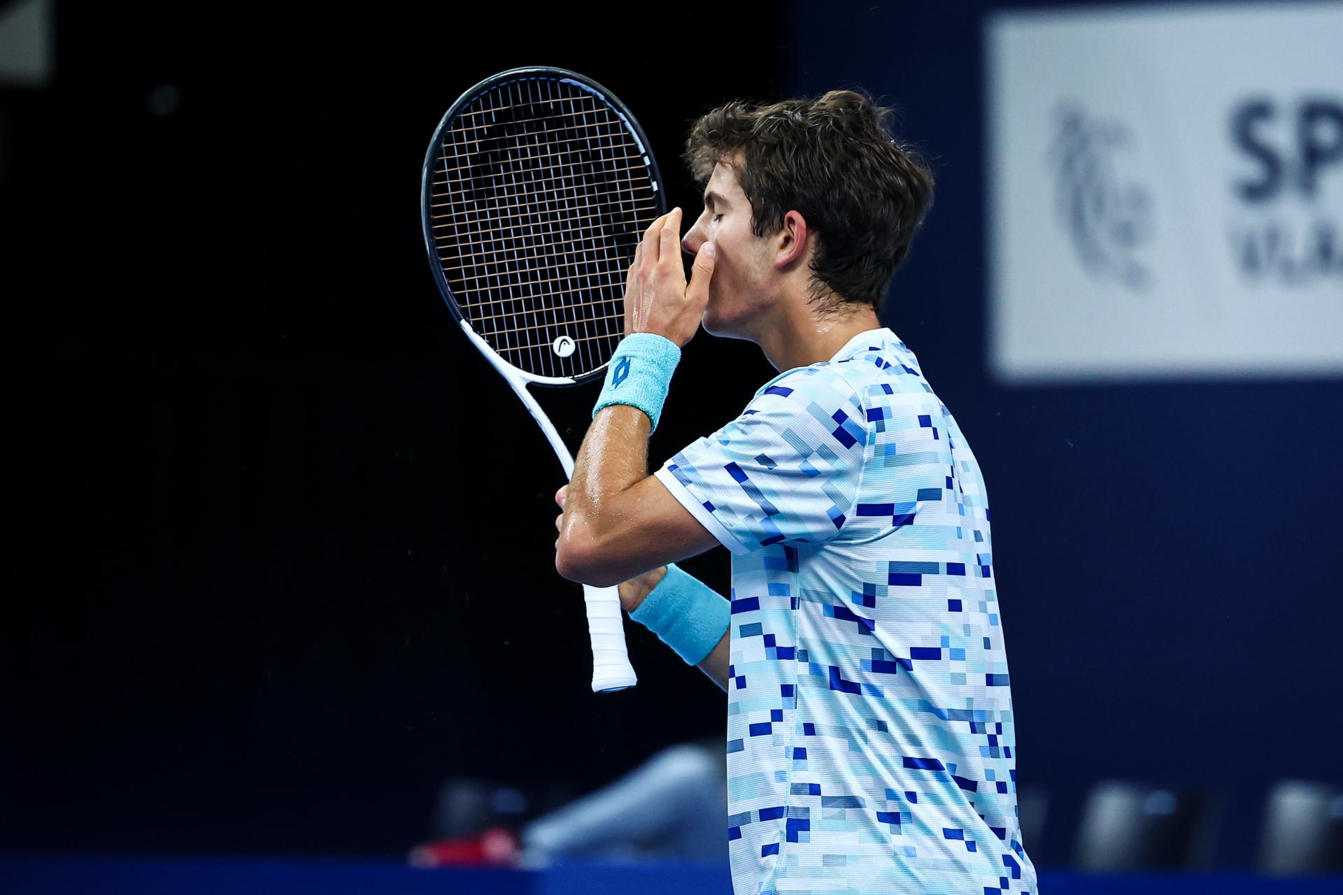 Belgian Gilles-Arnaud Bailly looks dejected during a tennis match in the round of 32 of the singles competition at the ATP European Open Tennis tournament in Antwerp, Wednesday 16 October 2024. BELGA PHOTO DAVID PINTENS