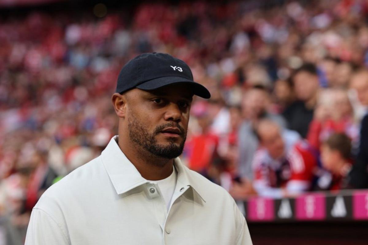 Bayern Munich's Belgian head coach Vincent Kompany is pictured ahead of the German first division Bundesliga football match between FC Bayern Munich and HSV Hamburg in Munich, southern Germany, on September 13, 2025. Alexandra BEIER / AFP