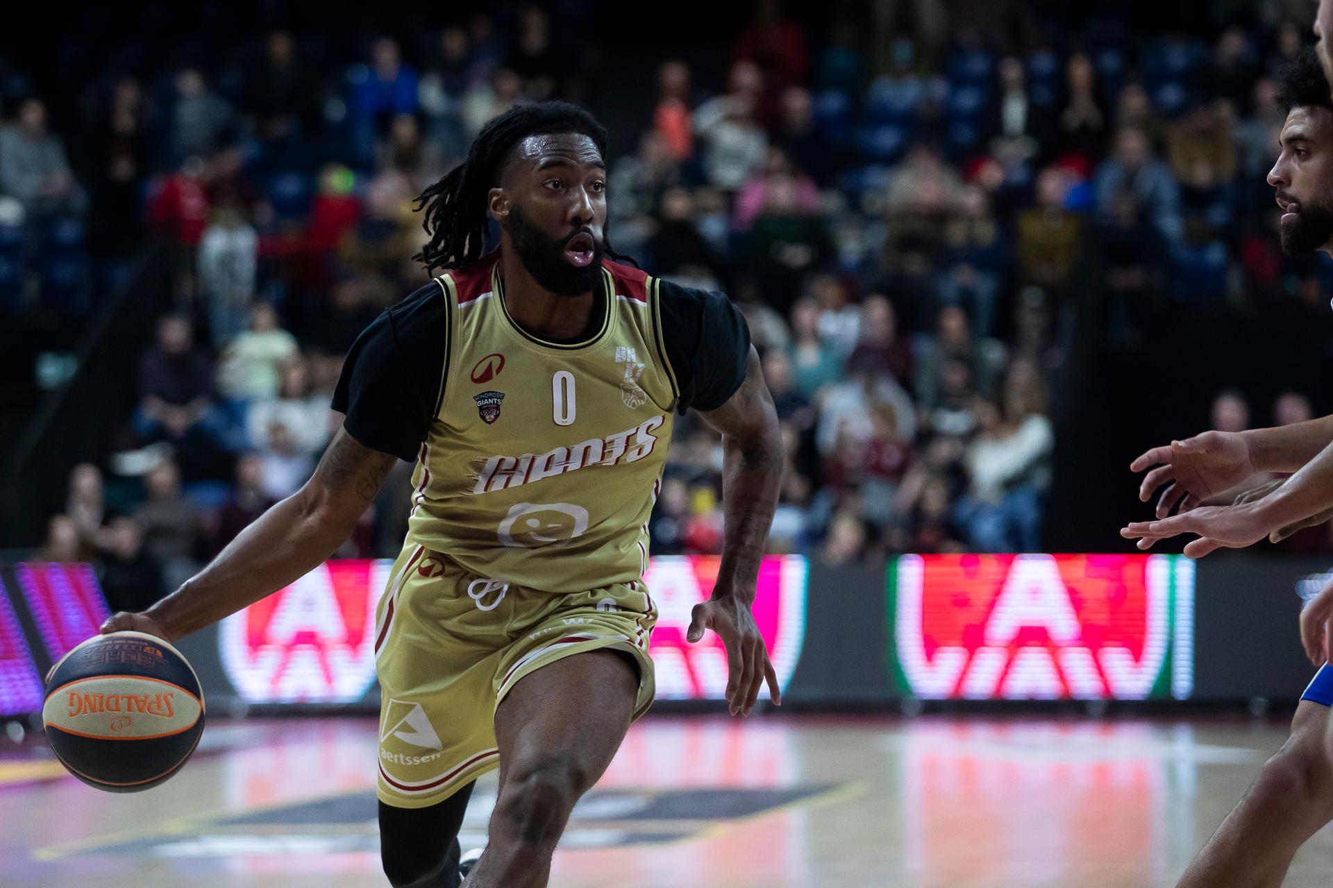 Antwerp's Symir Torrence pictured in action during a basketball match between Antwerp Giants and Kangoeroes Mechelen, Sunday 16 March 2025 in Antwerp, on day26 of the 'BNXT League' first division basket championship. BELGA PHOTO KRISTOF VAN ACCOM