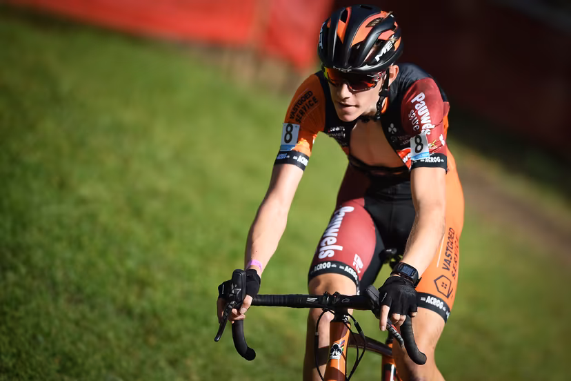 Belgian Jarno Bellens pictured in action during the u23 race of the 'Rapencross' cyclocross event in Lokeren, the fourth race (out of 8) in the 'Brico Cross' competition, Saturday 13 October 2018. BELGA PHOTO DAVID STOCKMAN
