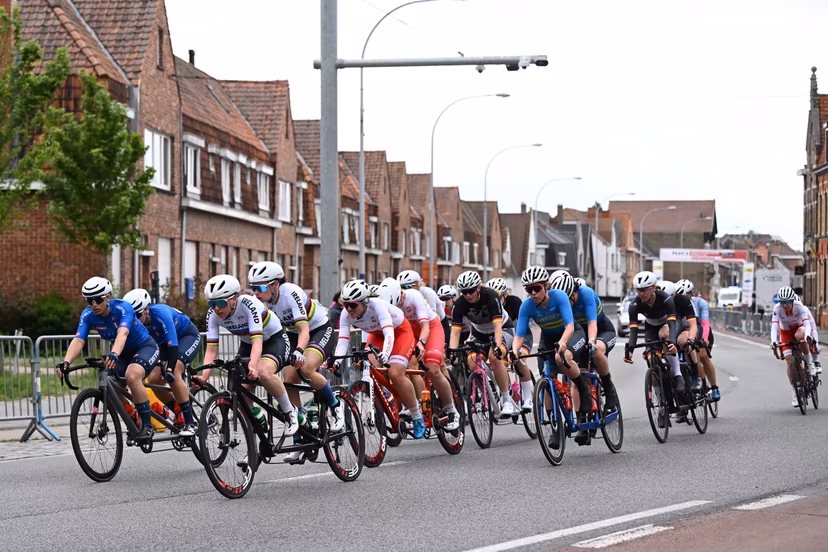 Illustration picture shows the pack of riders during the WB race at the road races at the UCI Para-Cycling Road World Cup event, Sunday 04 May 2025, in Brugge. The UCI Para-Cycling Road World Cup takes place from 01 to 04 May in Oostende and Brugge. BELGA PHOTO LUC CLAESSEN