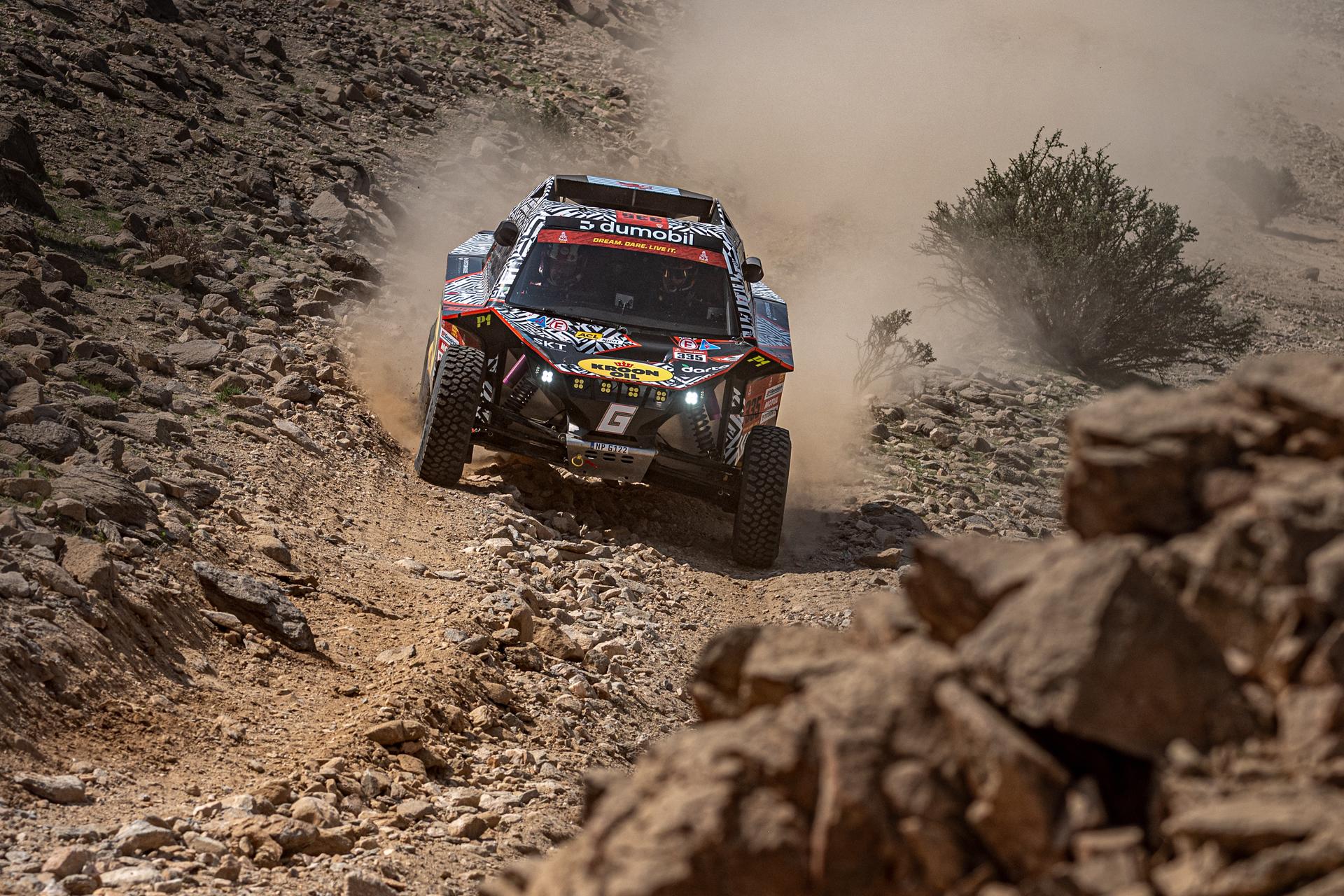 ATTENTION EDITORS - HAND OUT PICTURES - EDITORIAL USE ONLY - MANDATORY CREDIT: SIMON BAUCHAU Hand out picture released by Eric Dupain shows Charles Munster and Xavier Panseri during stage 1 of the 2026 Dakar rally race in Yanbu, Saoudi Arabia on Sunday 04 January 2026. *** Belga and Belga Editorial Board decline all responsibility regarding the content of this picture. *** BELGA PHOTO HAND OUT SIMON BAUCHAU