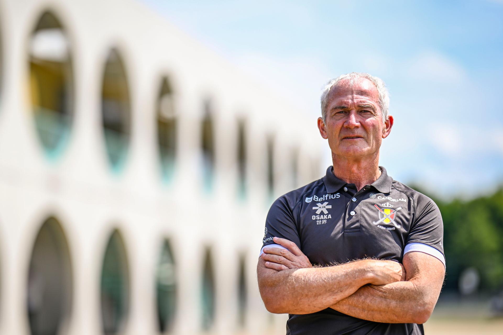 Belgium's head coach Shane McLeod poses for the photographer after a press briefing with the Belgian Red Lions Belgium's national men's hockey team on the European Championships in Mönchengladbach, Germany (08-17/08) on Thursday 17 July 2025 in Antwerp. Coach McLeod will assess the preparation of his team to date, comment on their selection and give a preface to the Euro 2025. BELGA PHOTO TOM GOYVAERTS