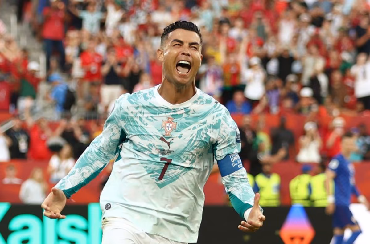 Portugal's forward #07 Cristiano Ronaldo celebrates after scoring his team's first goal from the penalty spot during the 2026 World Cup round of 32 football match between Portugal and Croatia at the Toronto Stadium in Toronto on July 2, 2026. Cole Burston / AFP
