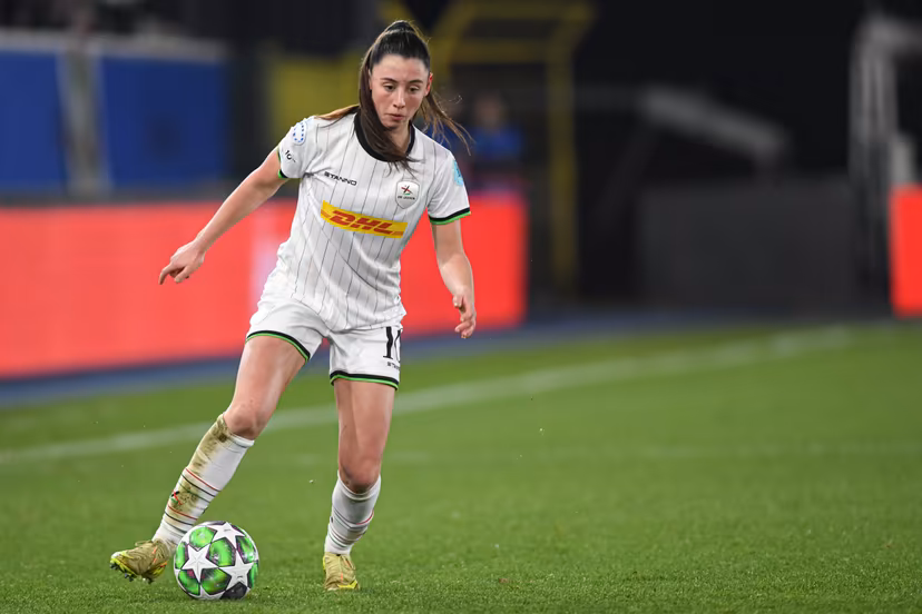 OHL Women's Aurelie Reynders pictured in action during a soccer match between Oud-Heverlee Leuven Women and English Arsenal, Wednesday 17 December 2025 in Heverlee, game 6 (out of 6) in the league phase of the UEFA Women's Champions League competition. BELGA PHOTO JILL DELSAUX