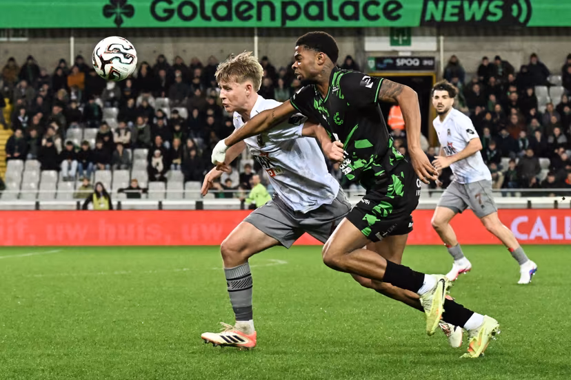 Dender's Luc De Fougerolles and Cercle's Steve Eyrolle Ngoura fight for the ball during a soccer match between Cercle Brugge KSV and FCV Dender EH, Sunday 01 March 2026 in Brugge, on day 27 of the 2025-2026 'Jupiler Pro League' first division of the Belgian championship. BELGA PHOTO MAARTEN STRAETEMANS
